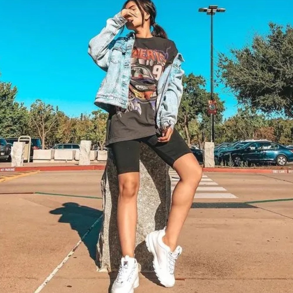 White Filas Disruptor Streetwear Sneakers Shoes